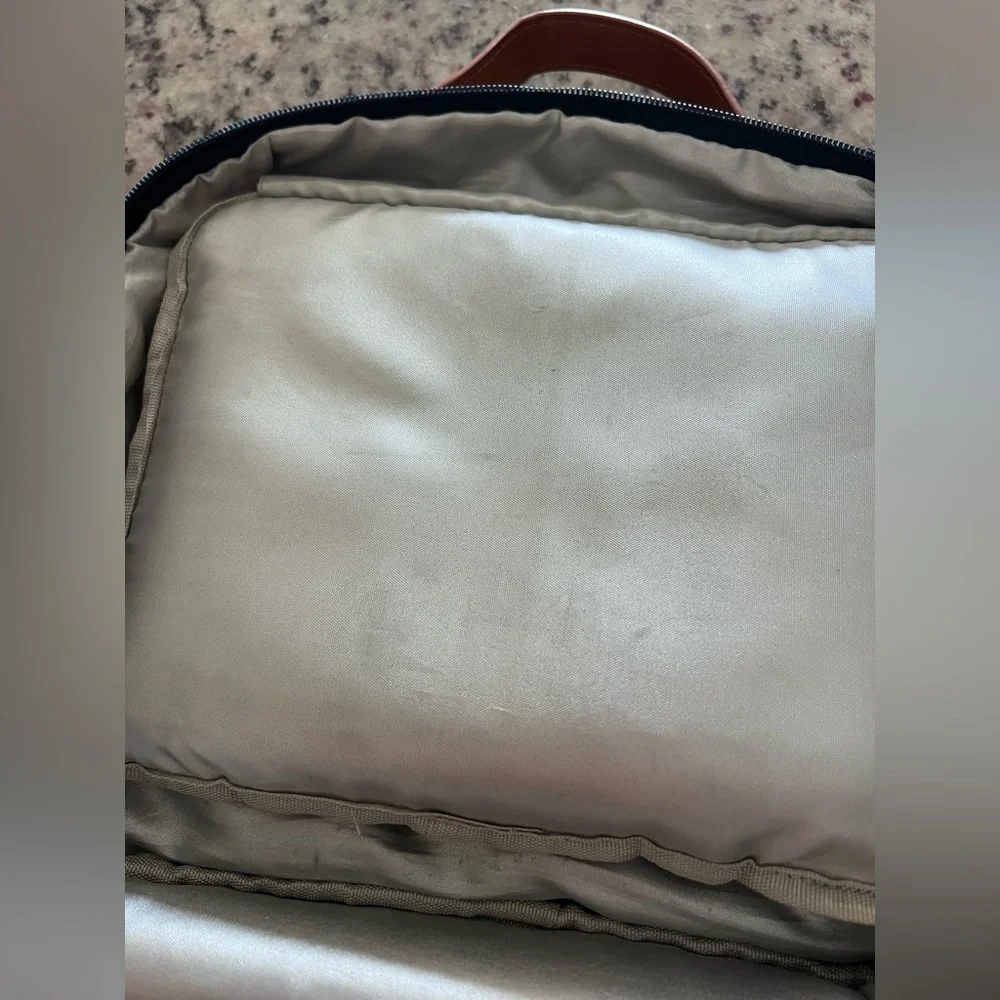 Geometric Travel Case - Picture 7 of 7